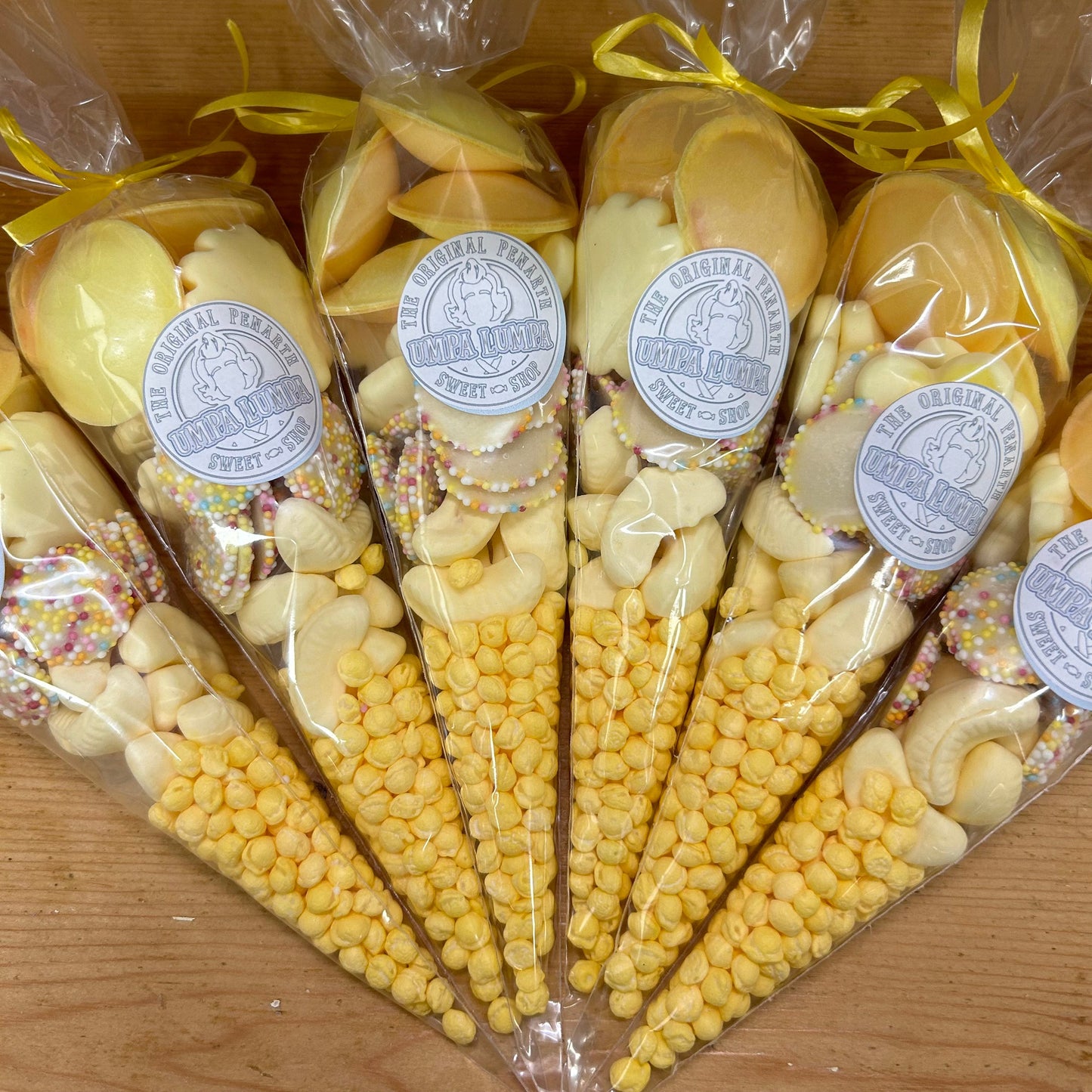 Yellow Sweet Cone / Party Bag