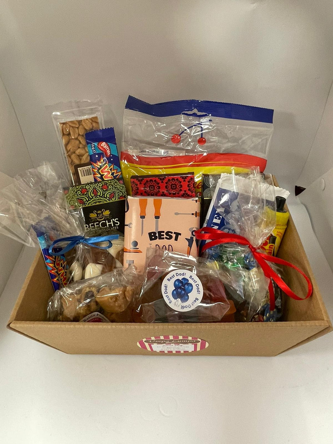 Father's day sweet and chocolate hamper (Father's day) (Gift for dad)